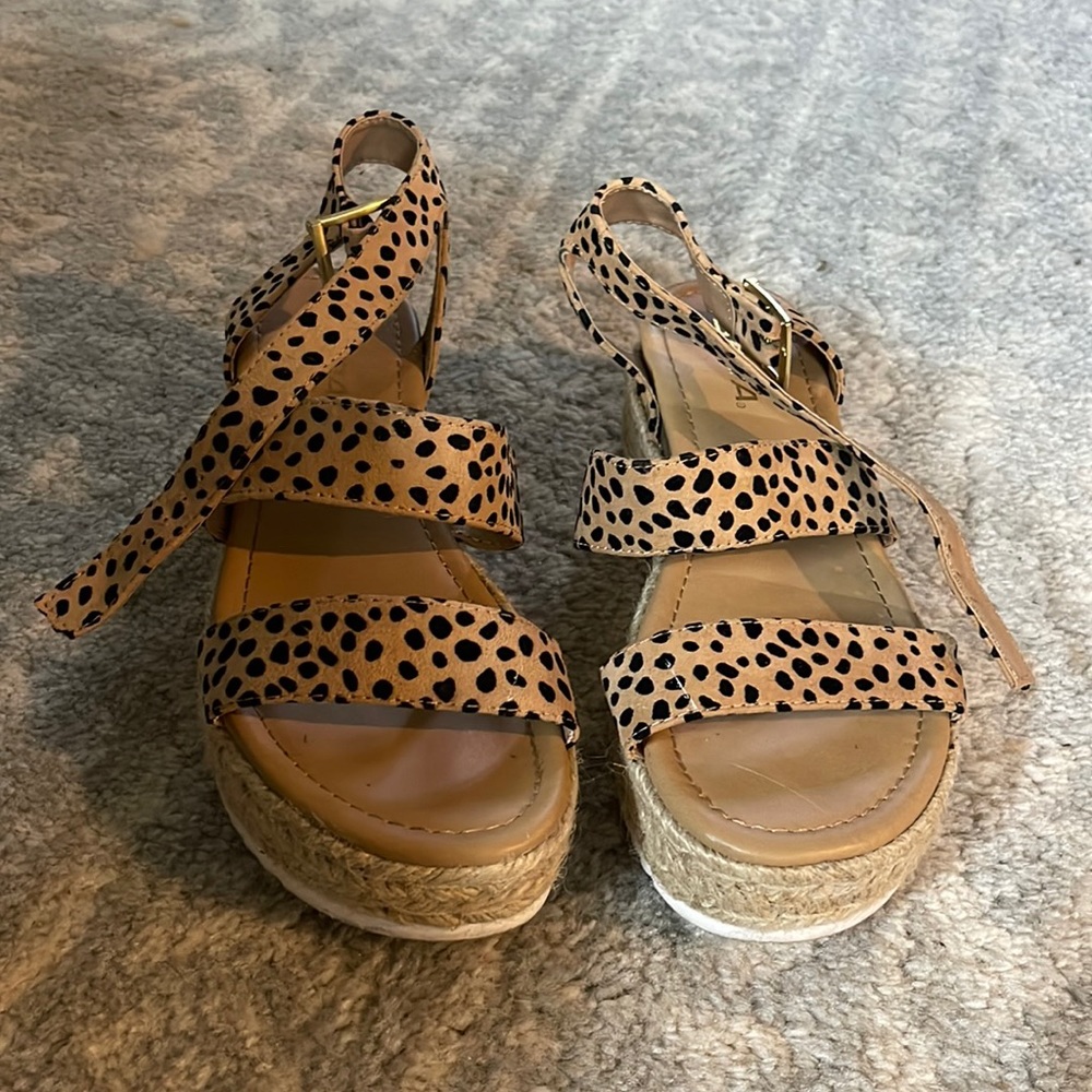 Soda cheeta wedges